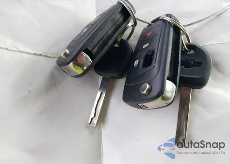 2013 Chevrolet Camaro 2Ls from USA, damaged, VIN 2G1FA1E39D9149270